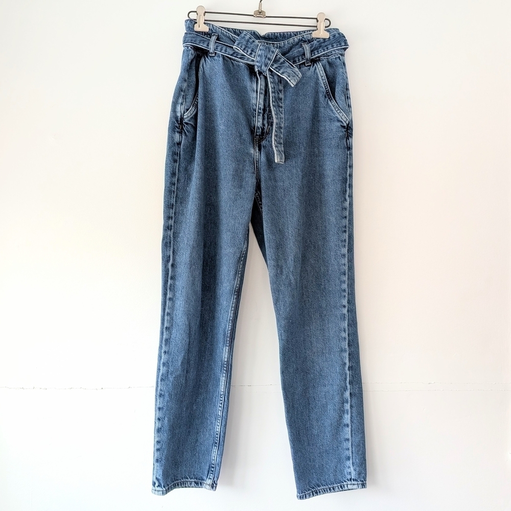 H&M Divided Women's Mom Jean Taper Belted Tie Waist ~ Size 6 / 36 - Picture 2 of 10
